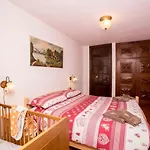 Maison Glarey Cir Vda 0023 شقة كورمايور
